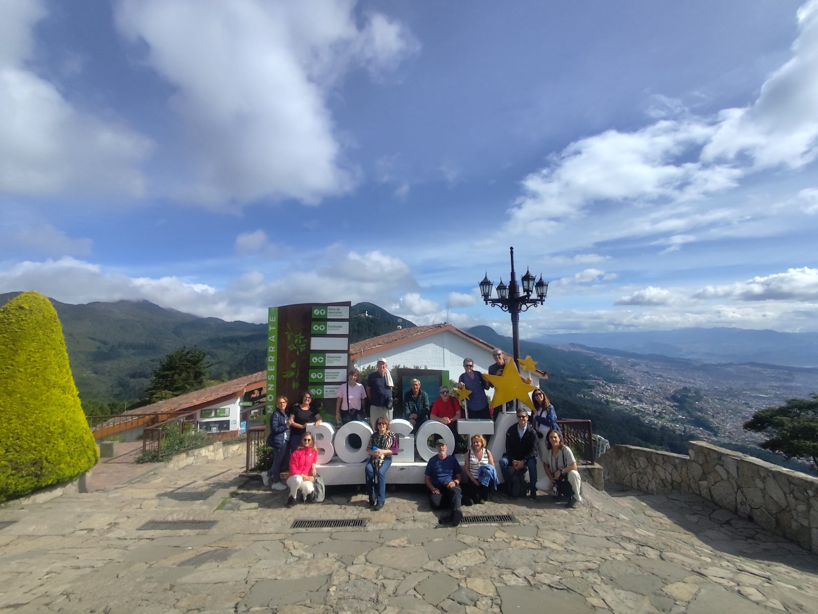 Monserrate: Hours, Prices and How to Go Up Without Picking the Wrong Day