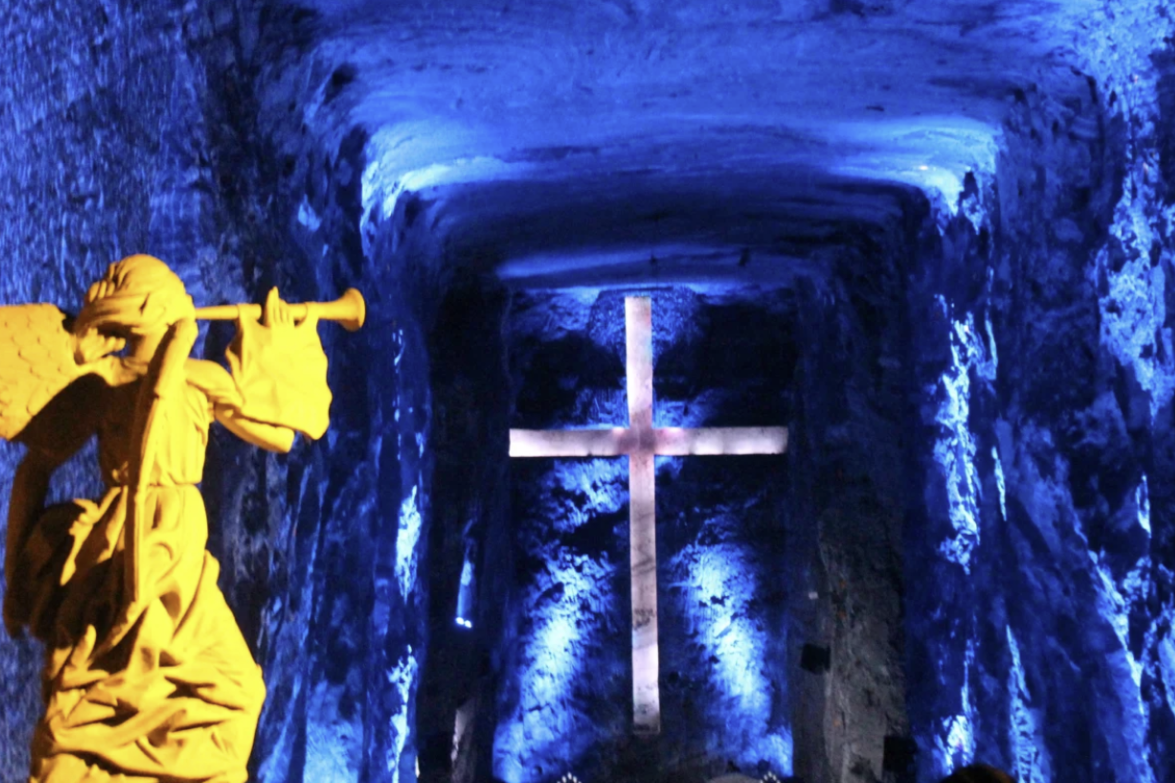 Salt Cathedral and Andrés Carne de Res Tour (Shared tour)